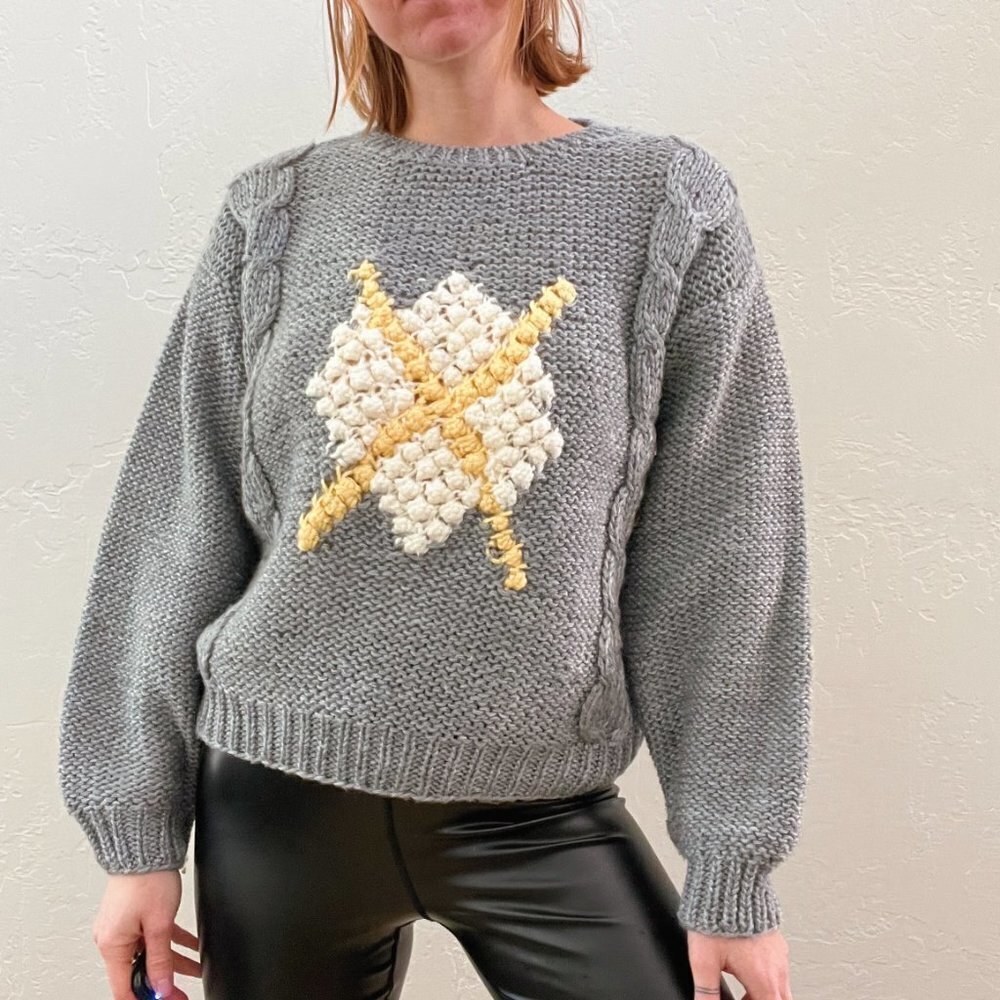 Vintage 1980's Hand Knit Gray Chunky Pullover Sweater